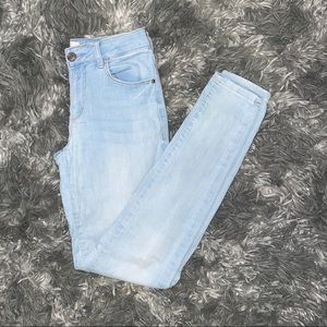 Light Wash Jeans